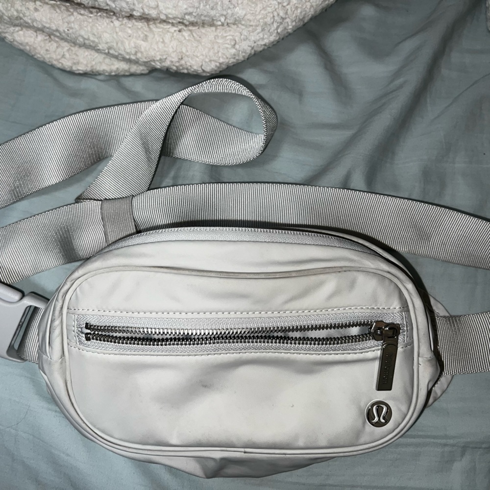 Wanderlust Lululemon Belt Bag 1.8L